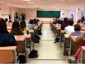 La Conselleria de Educación ofertará 2.500 plazas docentes de ingreso libre a partir del 11 de junio de 2022