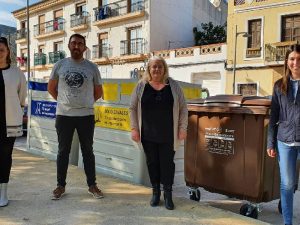 Oropesa del Mar mejora el servicio del reciclaje con la instalación de 150 contenedores marrones