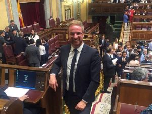 Clavell (PPCS) exige al Gobierno que deje de recortar trenes de cercanías en la provincia de Castellón