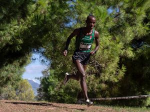 Recital del atleta del Playas Rodrige Kwizera en el   “World Atthletics Cross Country Tour Gold” celebrado en Soria