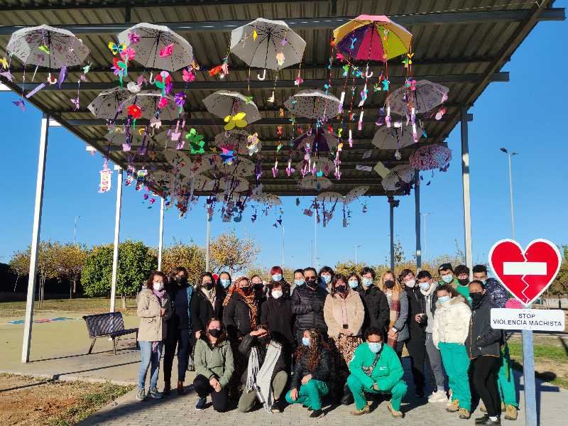 Ribera visita el Paseo de los Buenos Tratos en San Lorenzo de Castellón