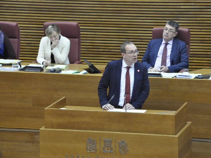 Blanch (PSPV-PSOE) lamenta el veto del PP a la Ley del Fondo de Cooperación porque «deja en la estacada a los alcaldes y alcaldesas de la provincia»