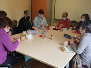 Vilafranca organiza un taller de figuras de amigurumi para decorar estas navidades