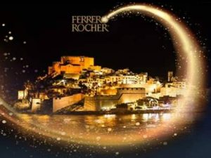 Peñíscola gana el concurso de iluminación de Ferrero Rocher