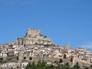 Morella convoca una reunión con LABORA, Turismo y ASETMICO para mitigar el problema del empleo