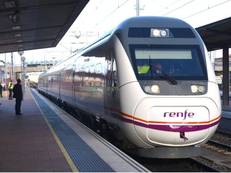 Renfe facilita temporalmente el cambio de billetes sin gastos ante el aumento de los contagios por Covid