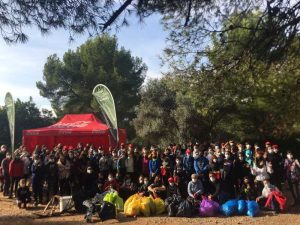 Alumnos del instituto Torre del Rei de Oropesa recogen 56 kilos de residuos en la Renegà