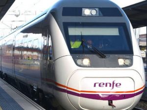 Renfe amplía hasta el 15 de febrero la posibilidad de cambiar los billetes sin gastos por la elevada tasa de contagios por COVID