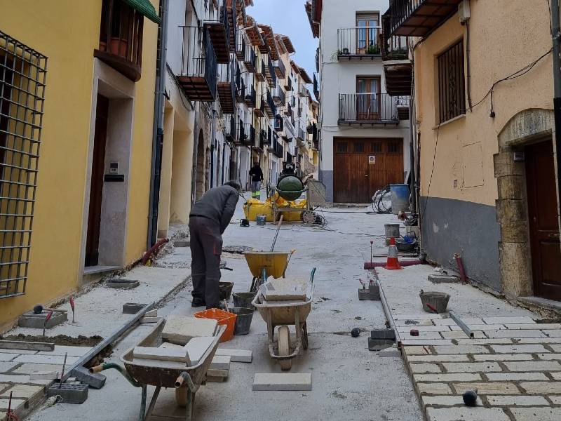 Retoman las obras de la calle Zaporta de Morella