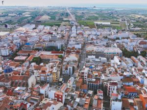 El ayuntamiento de Torreblanca reparte más de cincuenta mil euros del Plan Resistir Plus entre los comercios locales