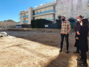 El Ayuntamiento de Oropesa del Mar amplía las plazas de aparcamiento público en Morro de Gos