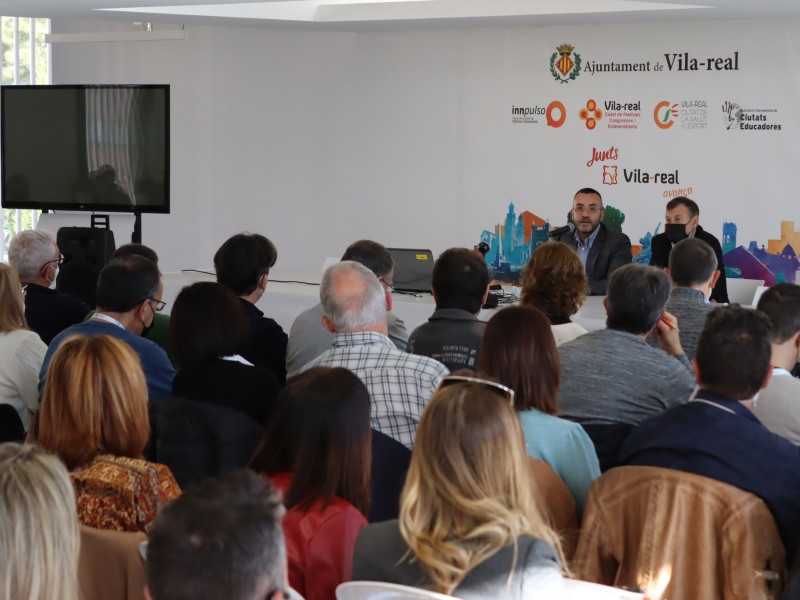 Vila-real acull un curs de formació per a docents de Formació Professional