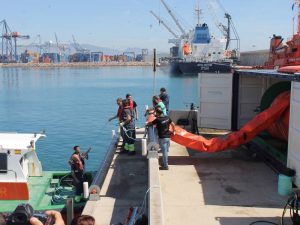 PortCastelló instalará una barrera de 450 metros en la dársena Sur para evitar vertidos al mar