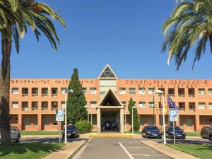 Educación autoriza que las familias voten el cambio de jornada escolar en 204 centros de la Comunidad