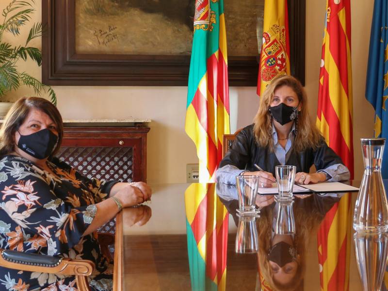 El Ayuntamiento adjudica la gestión del Centro para Mayores Columbretes por 324.313 euros anuales