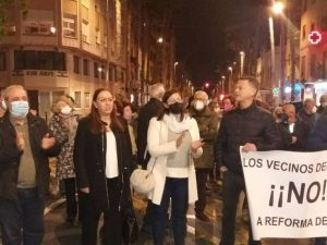 Miembros de VOX se reúnen con el representante del Colegio de Ingenieros de Caminos de la Comunidad Valenciana