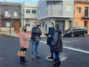 Huguet visita Xilxes para comprobar las obras municipales financiadas gracias al Plan 135 y Reactivem Obres de la Diputación
