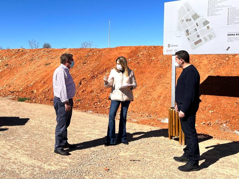 Vall d’Alba prepara una nueva fase de mejora de los servicios del Polígono tras invertir prácticamente 200.000 euros