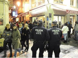 Las quejas durante los primeros días de fiestas descienden respecto a 2019 y la Policía Local realiza 109 intervenciones por molestias