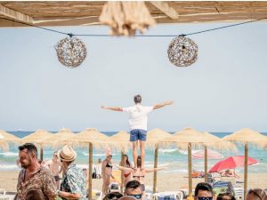 El Ayuntamiento de Castelló insistirá para que los chiringuitos de la playa abran el 1 de junio