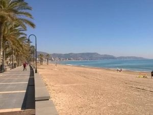 El Ayuntamiento de Benicàssim anuncia inversiones y los vecinos de la zona sur se quejan de que a ellos les toca poco o nada