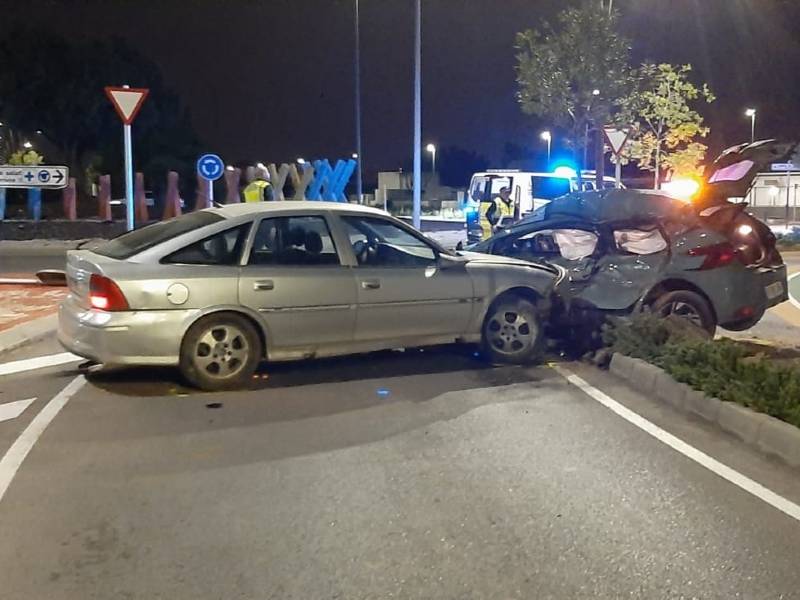 Detenido el autor del siniestro con dos heridos en Borriana por conducir ebrio y sin carné