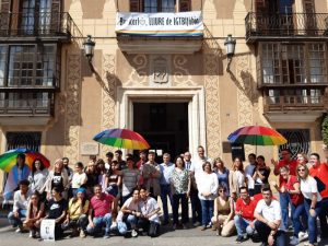 Benicarló reivindica la diversitat sexual en el Dia Internacional Contra la LGTBIFòbia