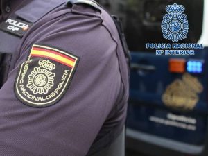 La Policía Nacional de Patraix-Valencia salva a un hombre de desangrarse