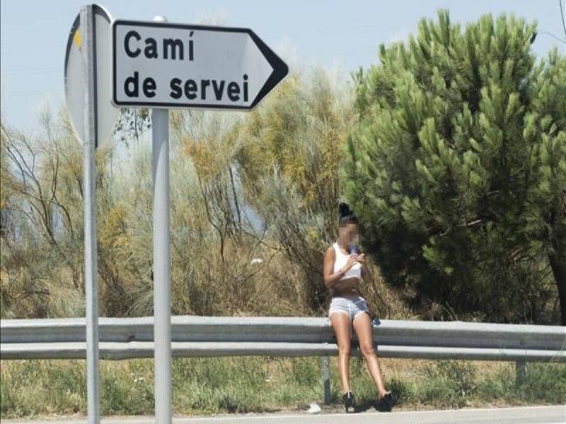 El PSPV solicita al Consell poner fin a la prostitución en las carreteras