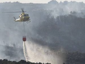 Estabilizado el incendio de Xert-Castellón