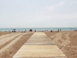 Burriana permitirá acceder con mascotas a la playa