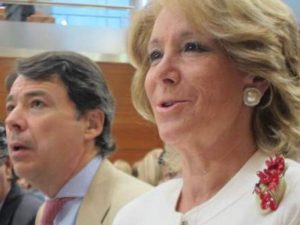 Anticorrupción pide exculpar a Aguirre y a González por la presunta ‘caja b’ del PP de Madrid