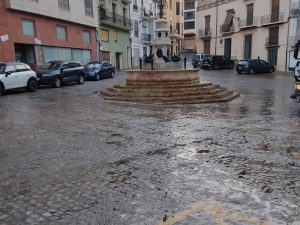 Baldeo de las calles de Segorbe contra la ola de calor