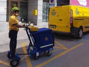 Prueba piloto con un carro de reparto asistido de Correos en Vinaròs