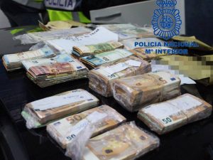 4 detenidos en Castellón por distribuir cocaína y blanquear capitales con lotería