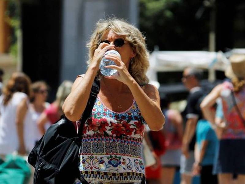 Sanidad declara el nivel de alerta sanitaria por ola de calor alto y extremo en la Comunitat valenciana