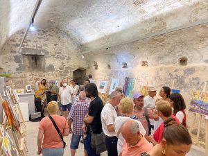 La Torre del Rey de Oropesa del Mar inaugura la muestra ‘Colores de nuestra tierra’