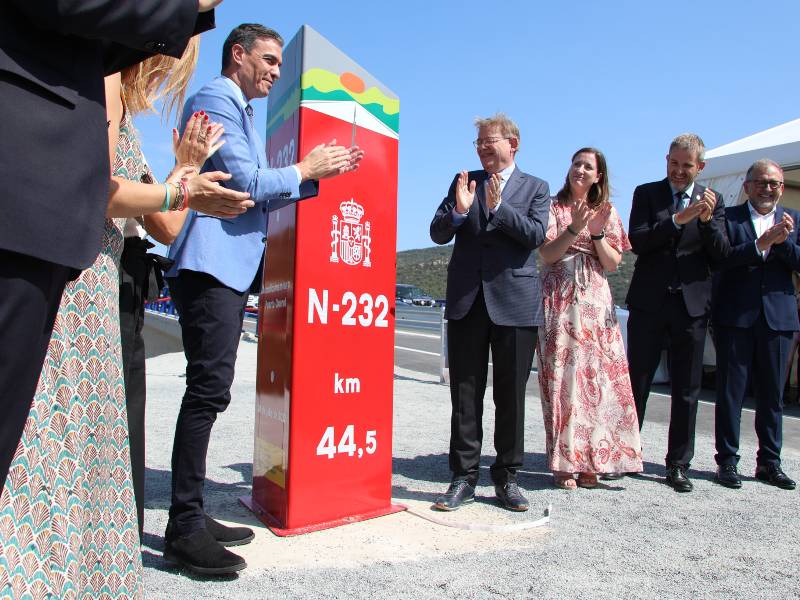 Ximo Puig y Pedro Sánchez juntos en la inauguración de la N-232 en Morella