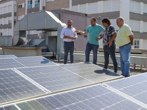 El Plan de eficiencia energética de Vila-real llega a los centros educativos con paneles solares