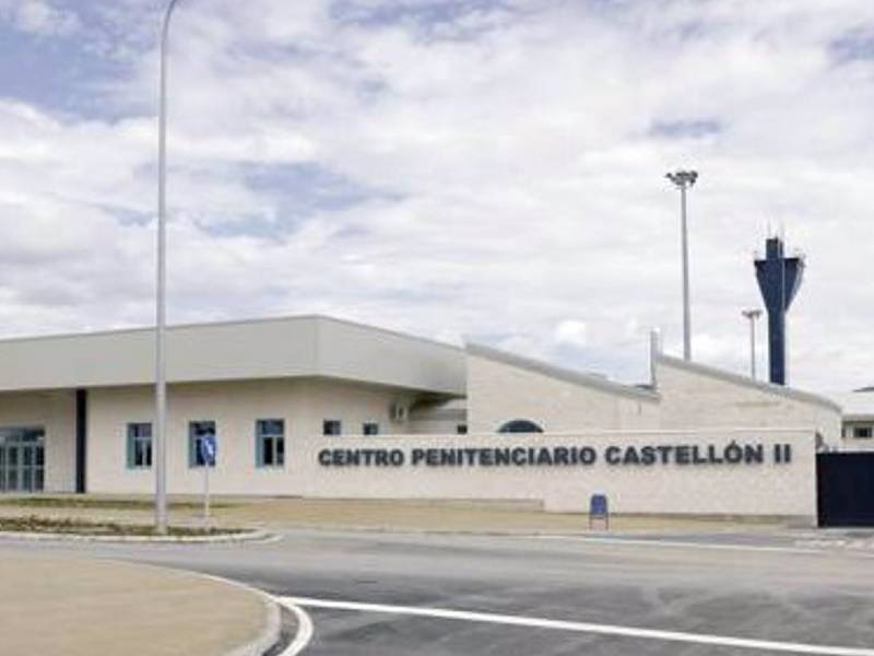 Un interno lesiona a 5 funcionarios en la prisión de Albocàsser – Castellón