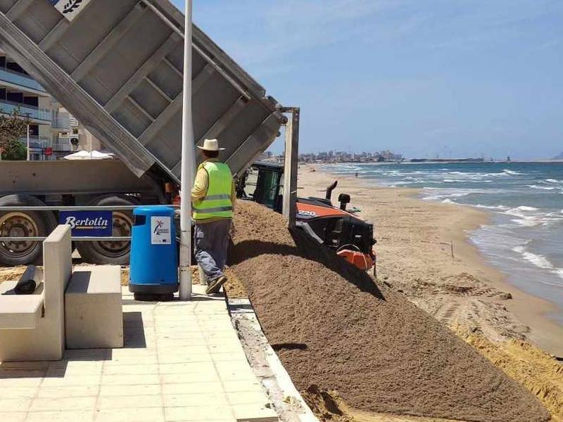 Concentración en la Comunitat Valenciana por la regeneración de las playas