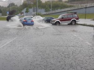 Sábado con alerta por lluvia con tormentas fuertes y granizo en Valencia y Castellón