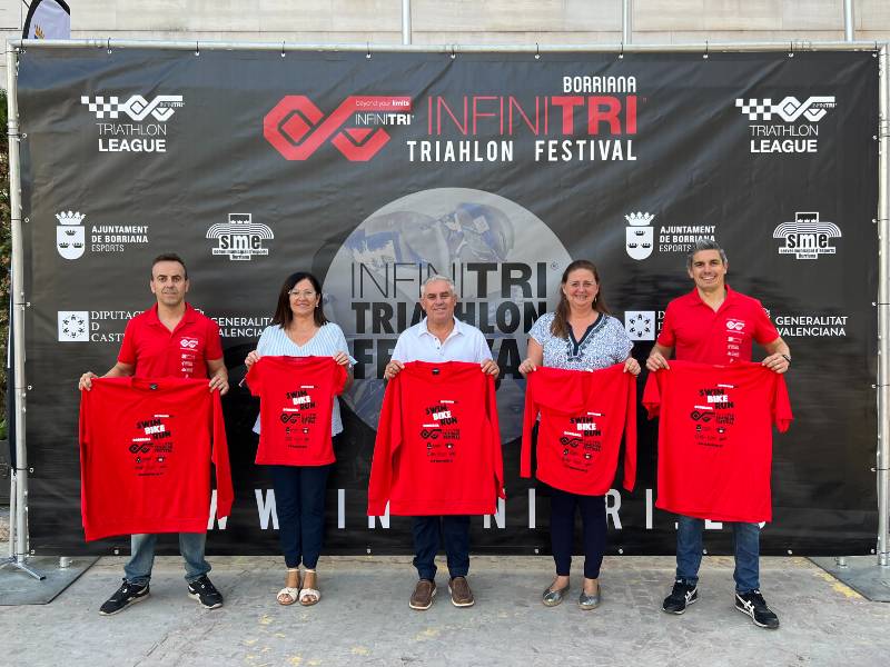 Más de 400 atletas se van a dar cita este domingo en el Infinitri Burriana Triatlón Festival