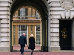 Primer discurso de Carlos III tras la muerte de Isabel II