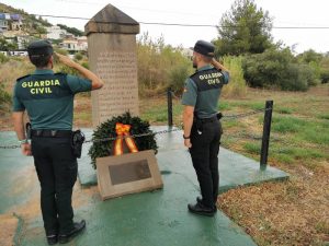 Acto simbólico a los primeros guardias civiles que dieron su vida en un servicio humanitario