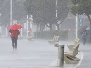 Más de 100l/m2 en una hora en Barx por la lluvia torrencial caída en la Marina Alta y la Safor