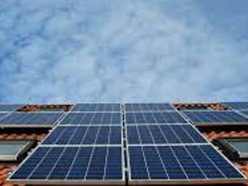 Borriol propone rebajar el IBI por instalar placas solares