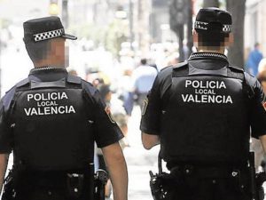 Un apagón en una discoteca de Valencia obliga a la policía a cortar la calle por la «fiesta» creada por los usuarios