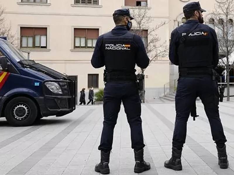 9 detenidos tras desarticular un local clandestino de prostitución en Castellón