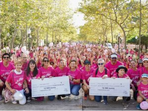 VIII Marcha solidaria contra el cáncer de mama en Castellón